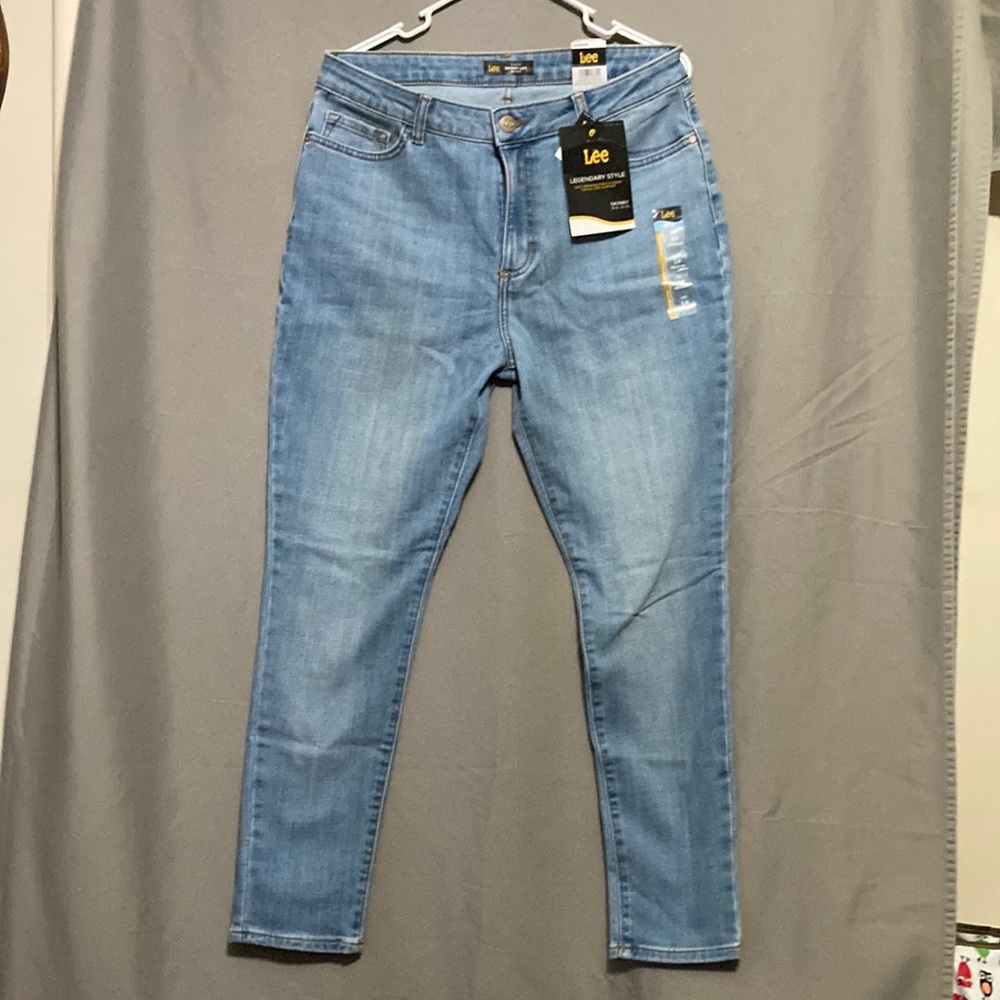 Lee Jeans